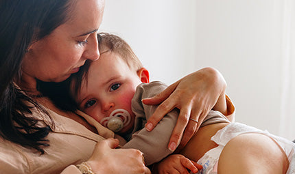 Comment faire baisser la fièvre d'un bébé de 2 ans ? Nos conseils